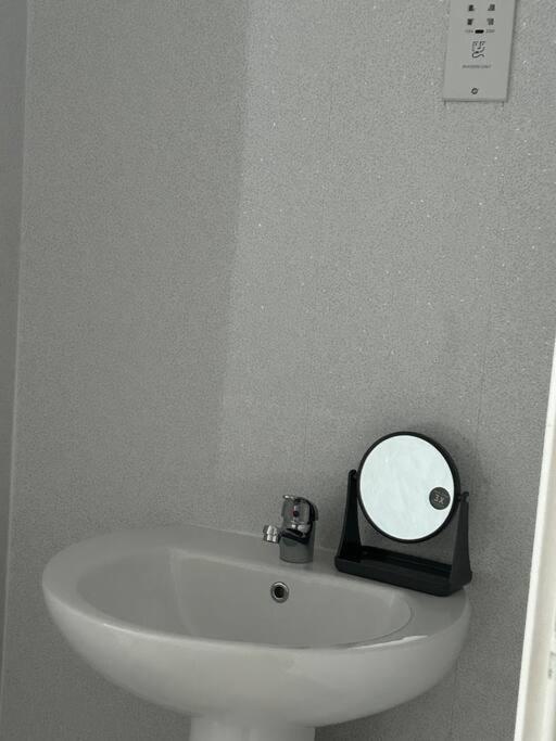 Two Bedroom Apartment Room 18 Stockton-on-Tees Bagian luar foto